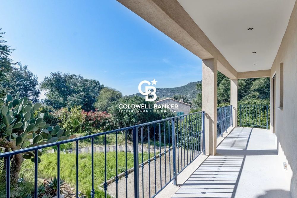 � vendre  Maison Rayol-Canadel-sur-Mer (83820)