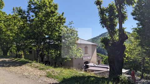   Propri�t�  restaurant de 480 m�, vue imprenable Maison - 15 + pi�ce(s) - 440 m�