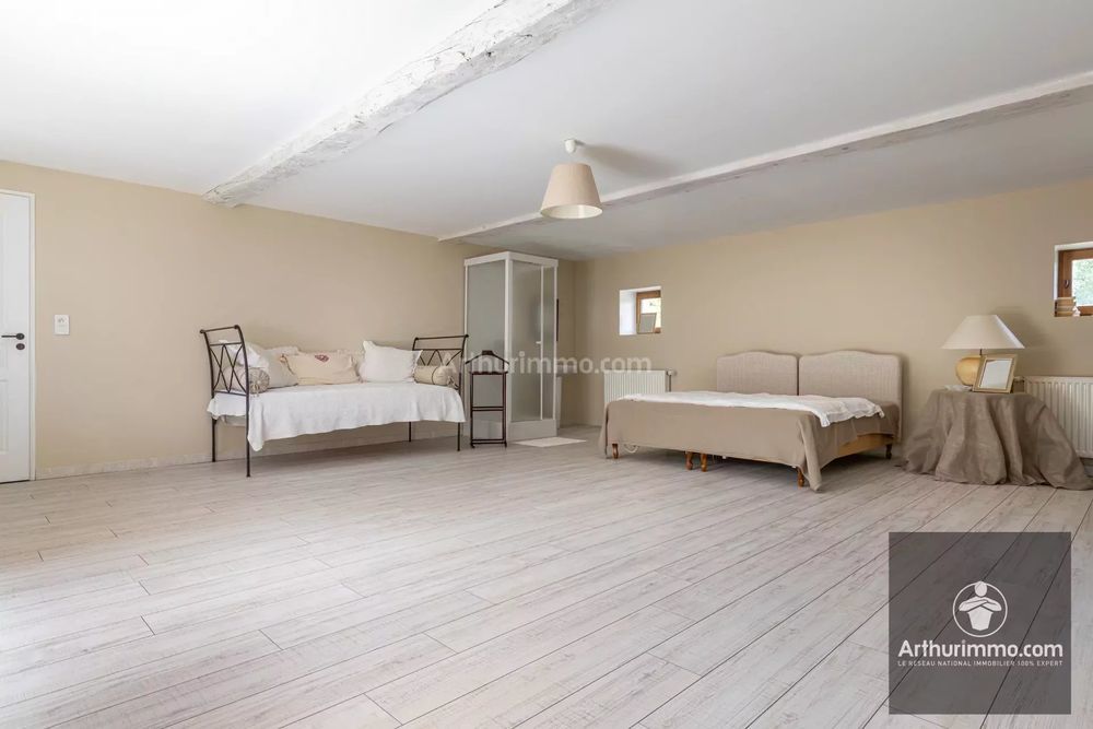 � vendre  Villa Clepp� (42110)