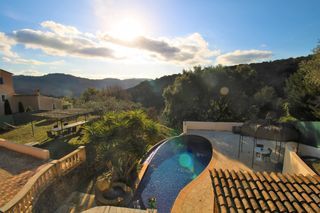  Maison � vendre 8 pi�ces 223 m�