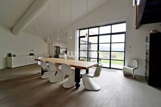  Maison � vendre 9 pi�ces 312 m�