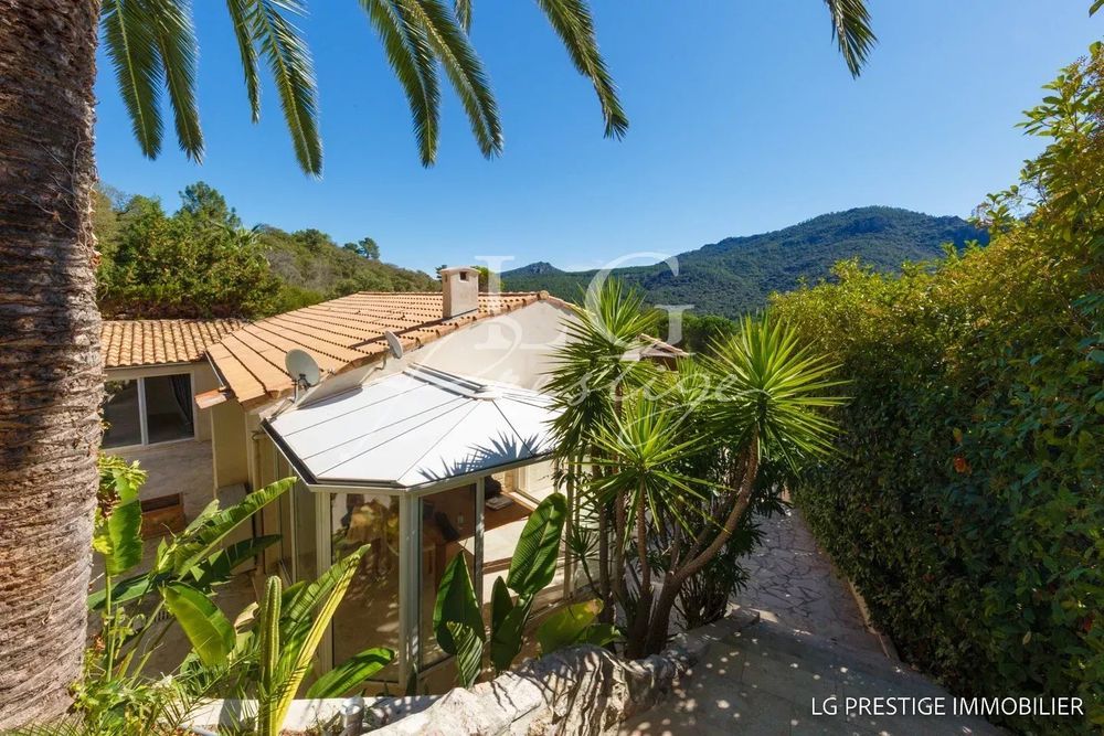 � vendre  Maison Mandelieu-la-Napoule (06210)