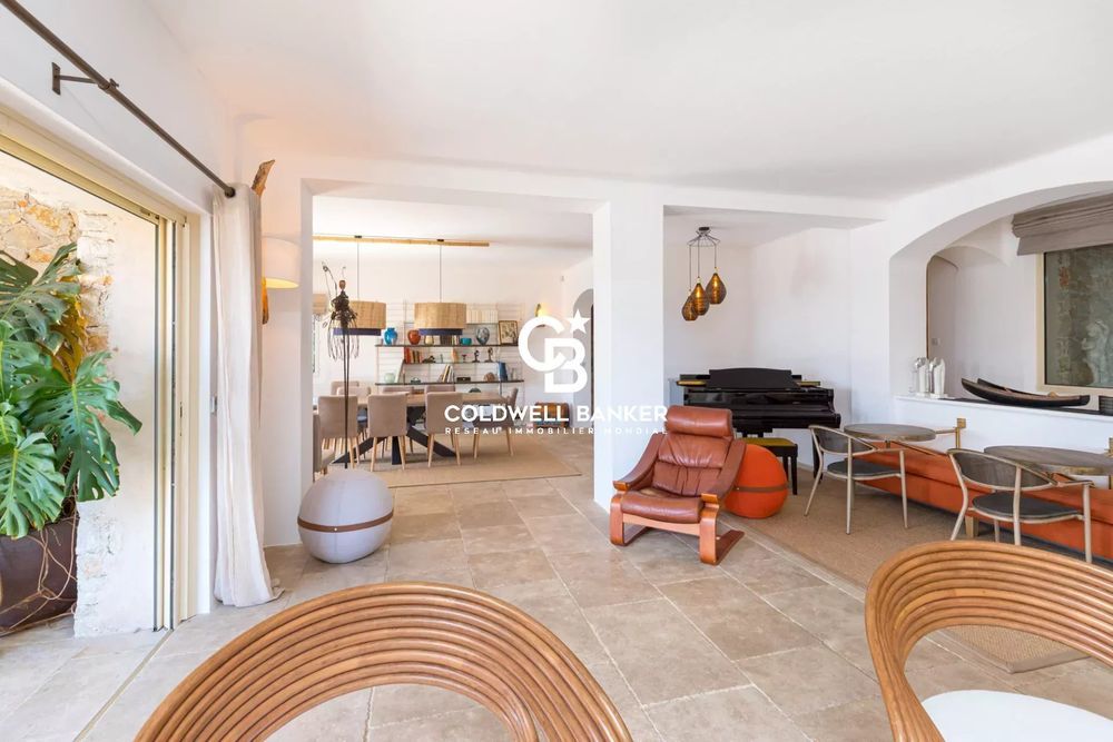 � vendre  Villa La Colle-sur-Loup (06480)