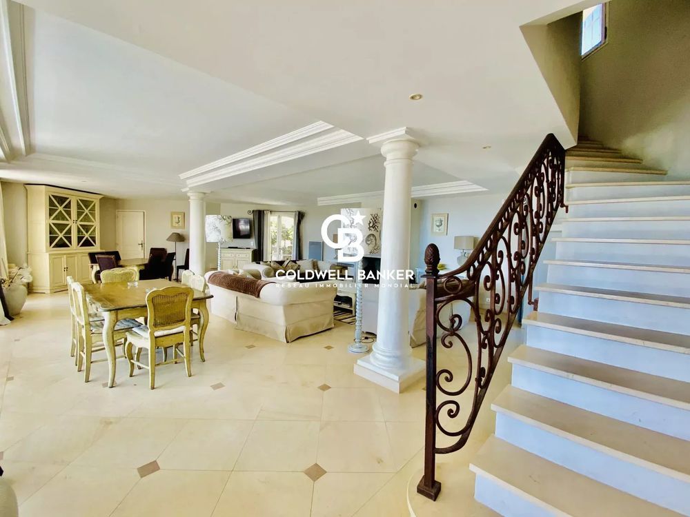 � vendre  Maison Cavalaire-sur-Mer (83240)