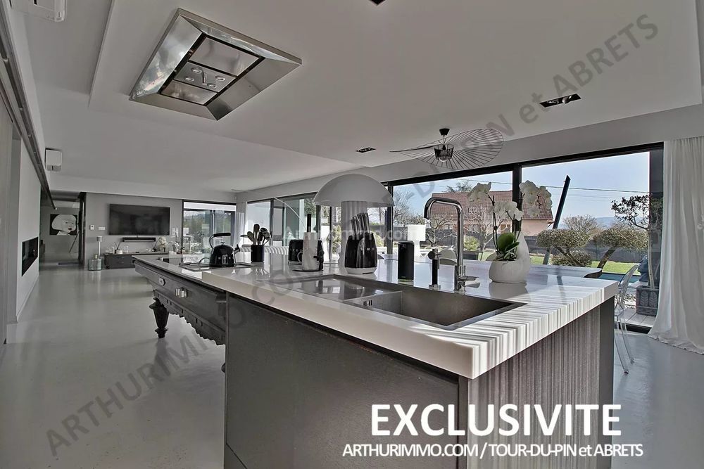 � vendre  Maison Les Abrets en Dauphin� (38490)