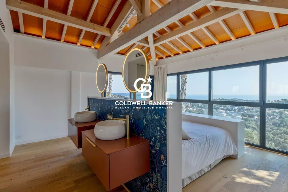 � vendre  Villa Cavalaire-sur-Mer (83240)