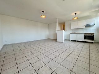  Appartement � louer 4 pi�ces 73 m�