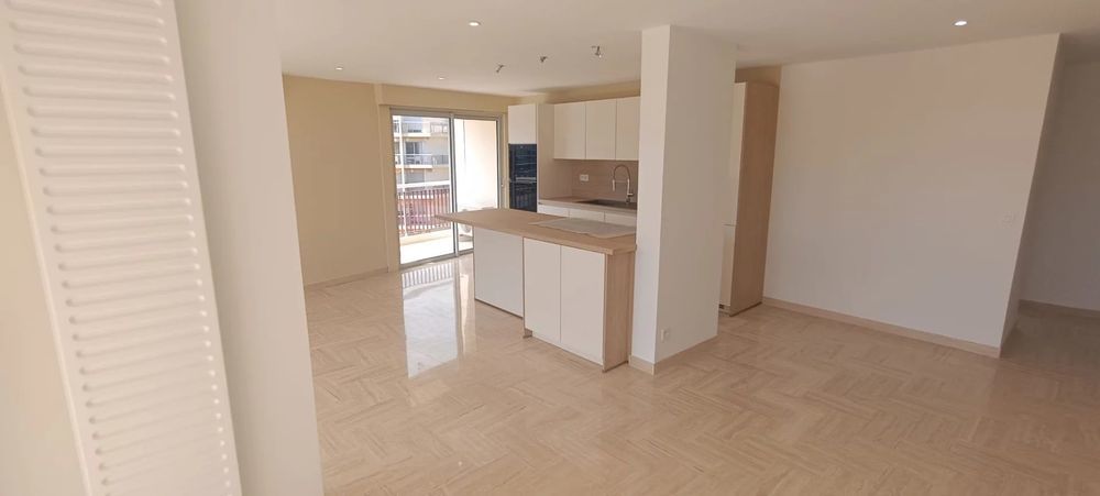 � vendre  Appartement Mandelieu-la-Napoule (06210)