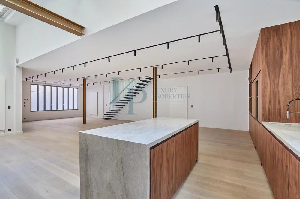 � vendre  Villa Paris 18