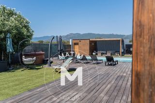  Maison � vendre 8 pi�ces 226 m�