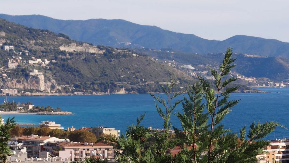 � vendre  Maison Roquebrune-Cap-Martin (06190)