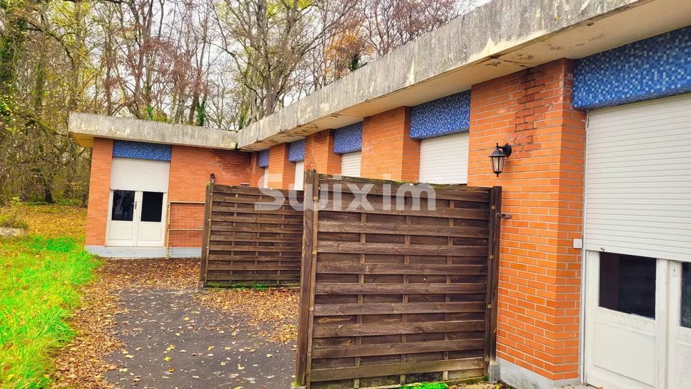 � vendre  Propri�t�/ch�teau Nevers (58000)