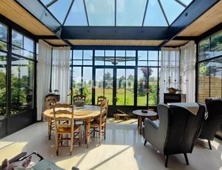  Villa � vendre 15 + pi�ces 556 m�