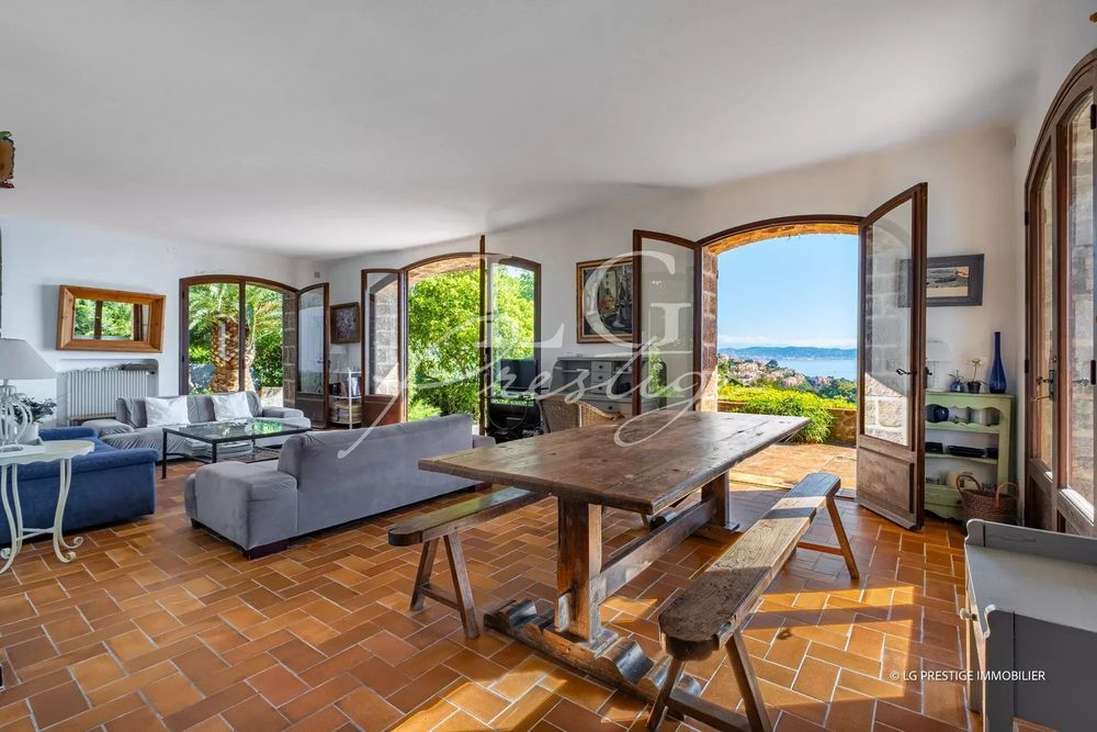 � vendre  Maison Th�oule-sur-Mer (06590)