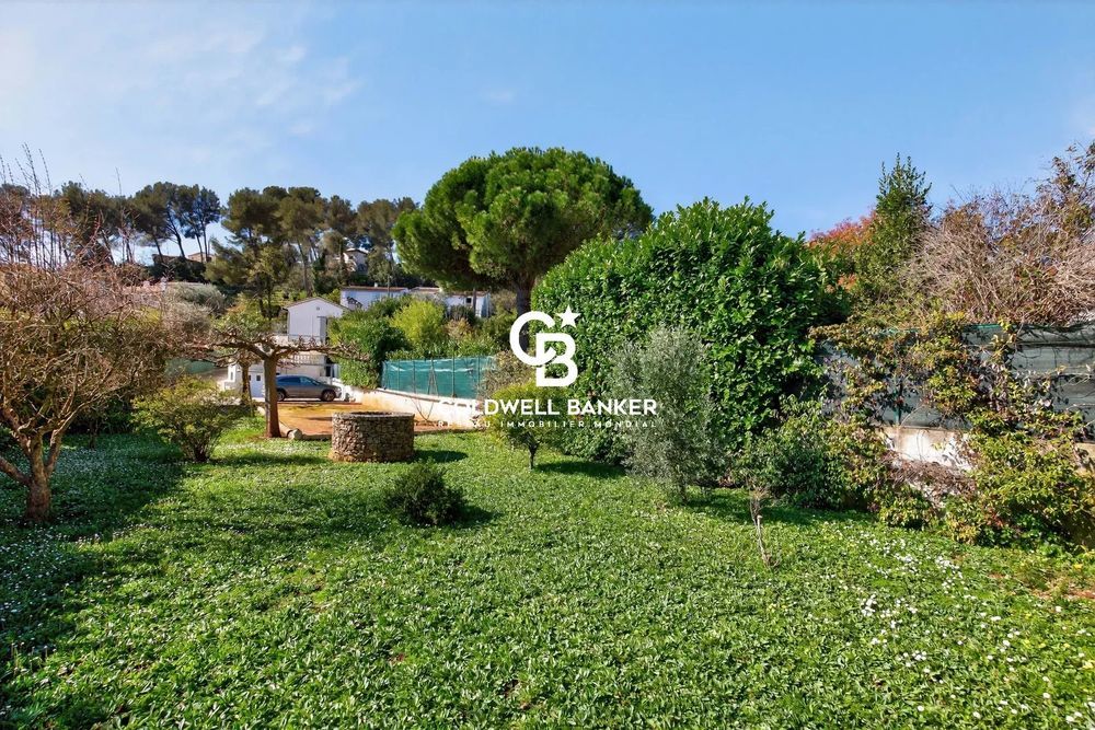 � vendre  Maison Saint-Paul-de-Vence (06570)