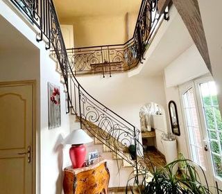  Maison � vendre 8 pi�ces 215 m�