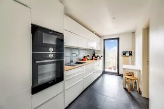  Appartement � vendre 4 pi�ces 121 m�