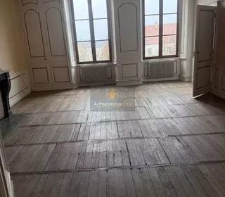  Appartement � louer 4 pi�ces 122 m�