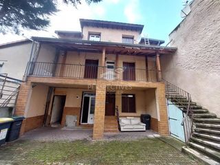  Immeuble � vendre 8 pi�ces 210 m�