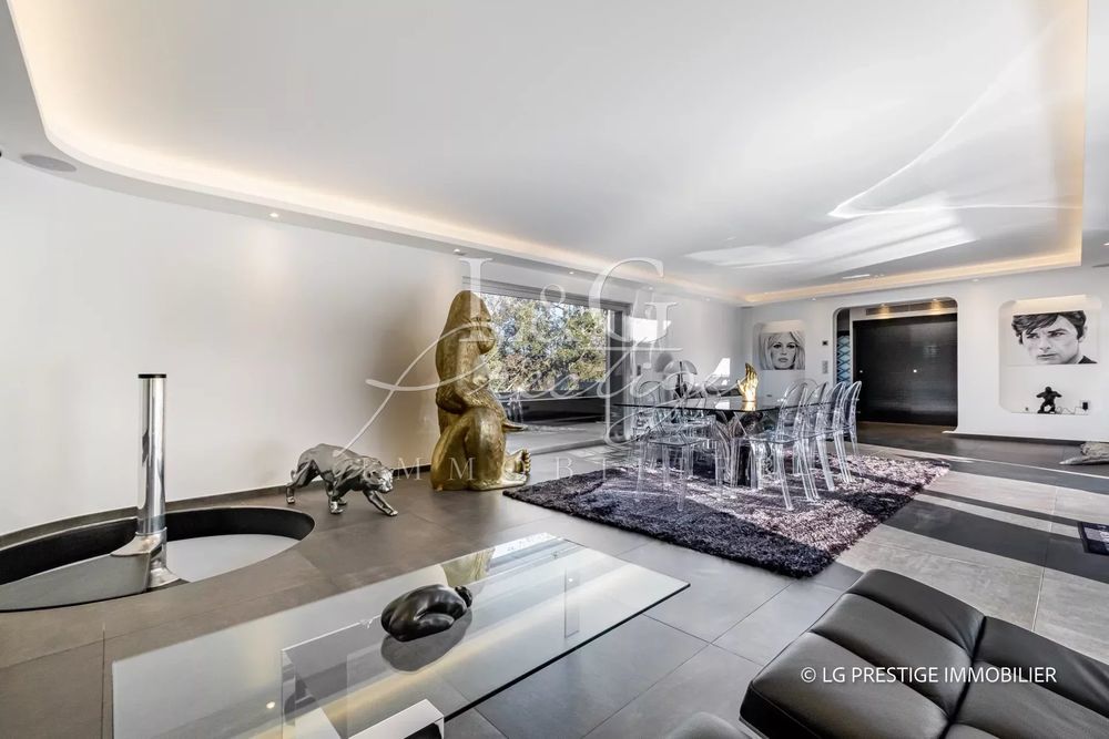 � vendre  Villa Mandelieu-la-Napoule (06210)