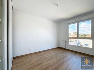  Appartement � vendre 4 pi�ces 83 m�