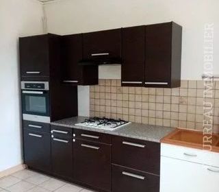  Immeuble � vendre 10 pi�ces 227 m�