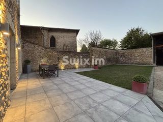  Maison � vendre 11 pi�ces 210 m�