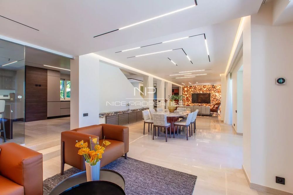 � vendre  Villa Saint-Jean-Cap-Ferrat (06230)