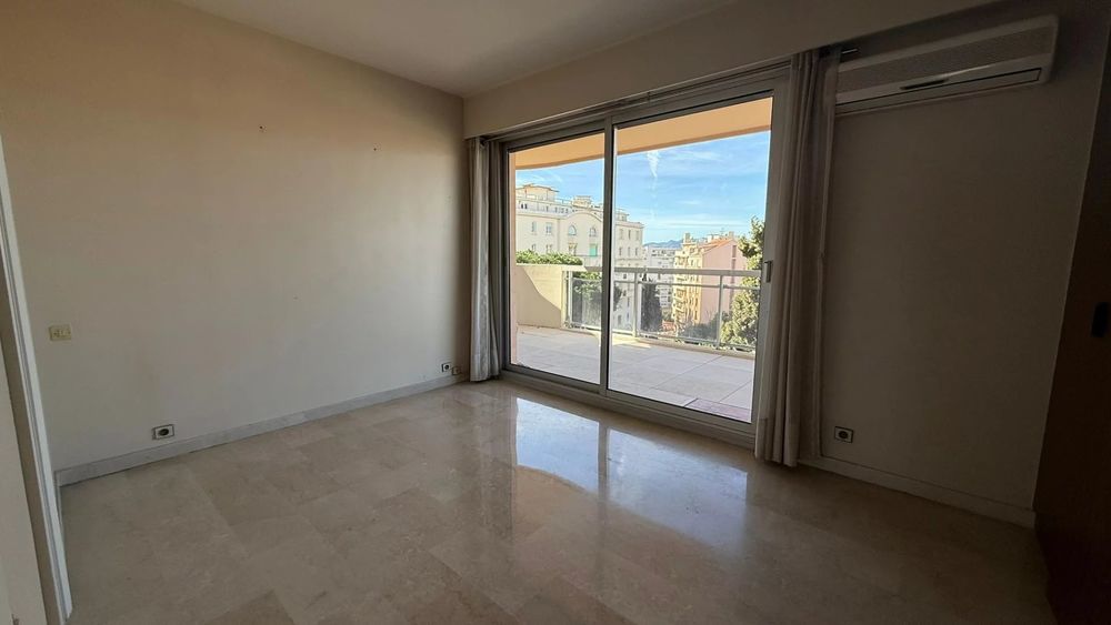 � vendre  Appartement Cannes (06400)