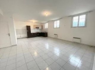  Immeuble � vendre 15 + pi�ces 400 m�