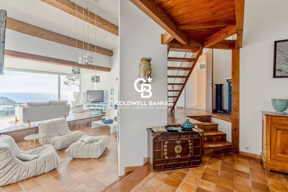 � vendre  Maison Rayol-Canadel-sur-Mer (83820)