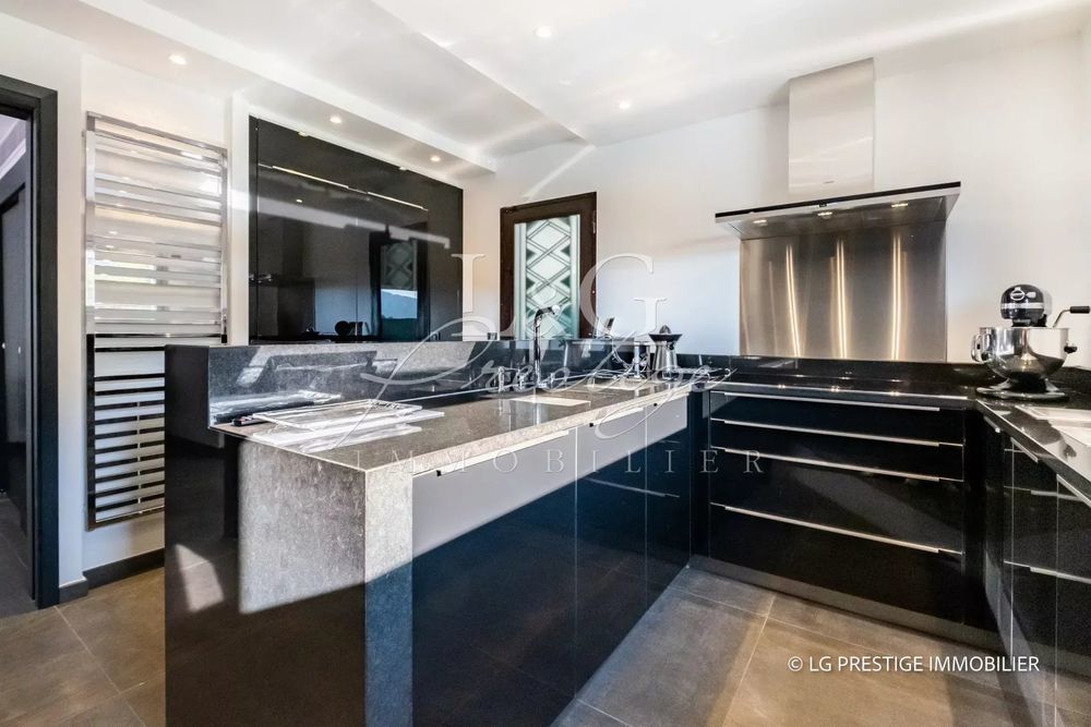 � vendre  Villa Mandelieu-la-Napoule (06210)