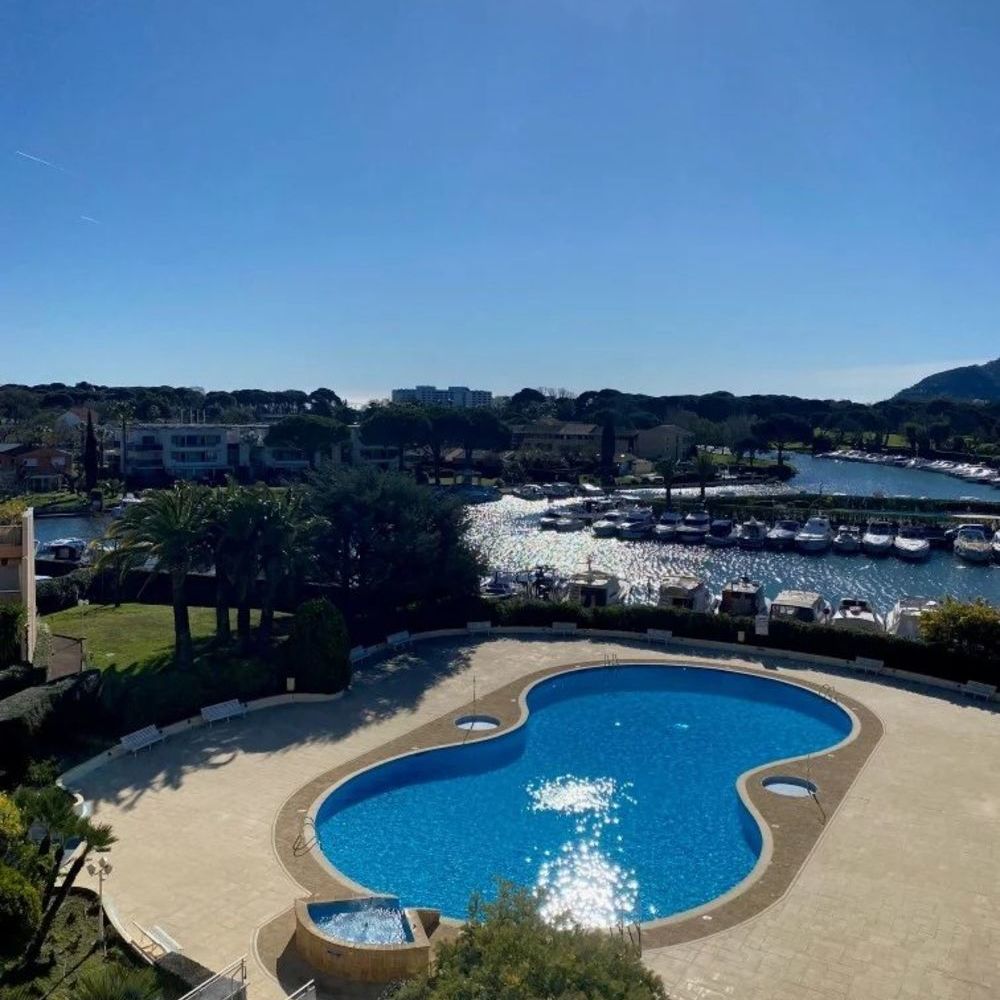 � vendre  Appartement Mandelieu-la-Napoule (06210)