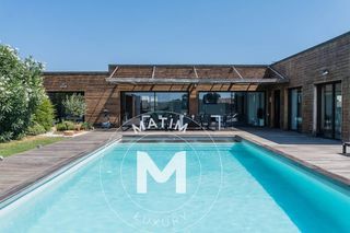  Maison � vendre 8 pi�ces 226 m�