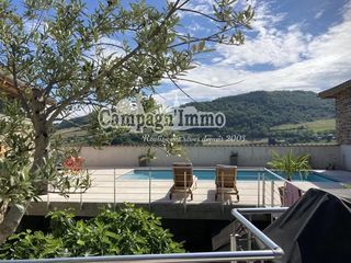  Maison � vendre 8 pi�ces 400 m�