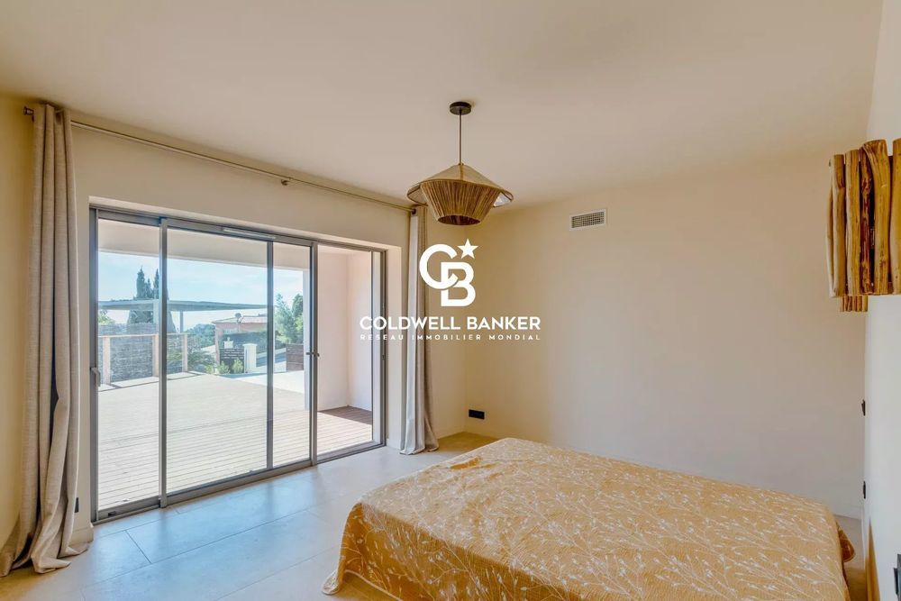 � vendre  Villa Cavalaire-sur-Mer (83240)