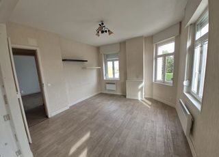  Appartement � louer 4 pi�ces 81 m�