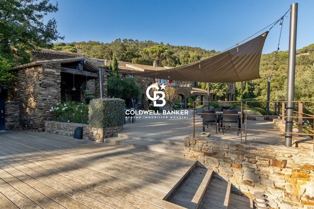 � vendre  Villa La Garde-Freinet (83680)