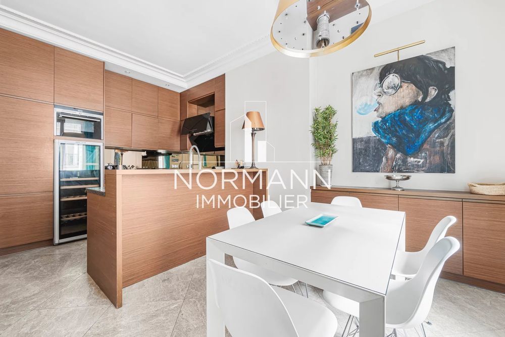 � vendre  Appartement Paris 8