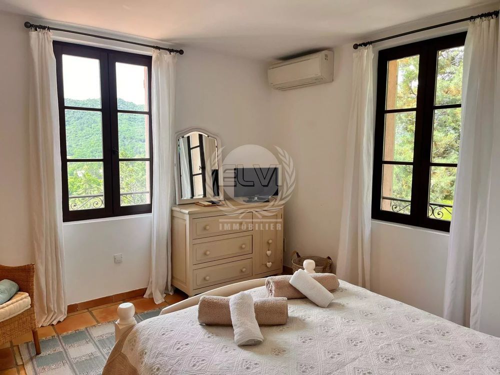 � vendre  Maison Le Plan-de-la-Tour (83120)