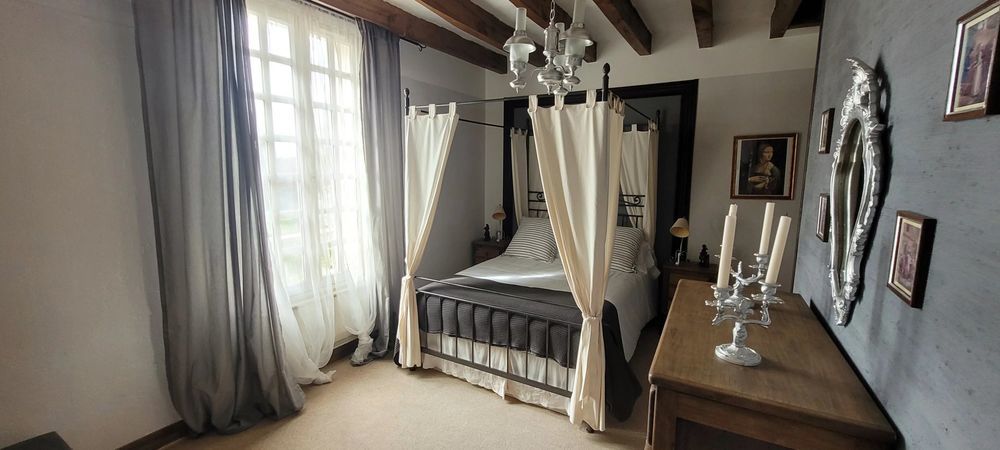 � vendre  Maison La Chartre-sur-le-Loir (72340)