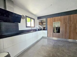  Maison � vendre 5 pi�ces 150 m�