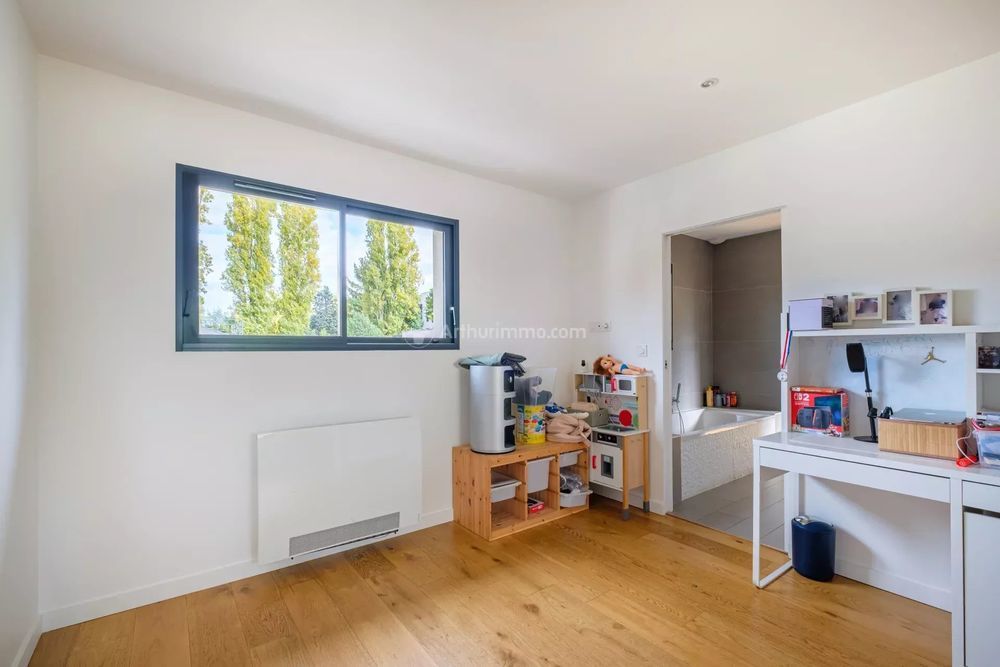 � vendre  Maison �cully (69130)