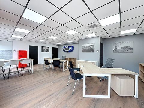 &Agrave; LOUER � BUREAUX NEUFS MEUBL&Eacute;S � ZA DE ROCHETOIRIN 600 38110 Rochetoirin