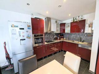  Appartement � vendre 4 pi�ces 88 m�