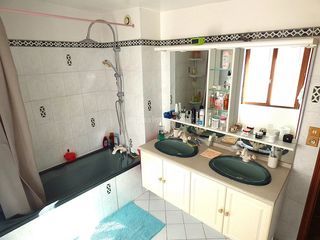  Maison � vendre 9 pi�ces 200 m�