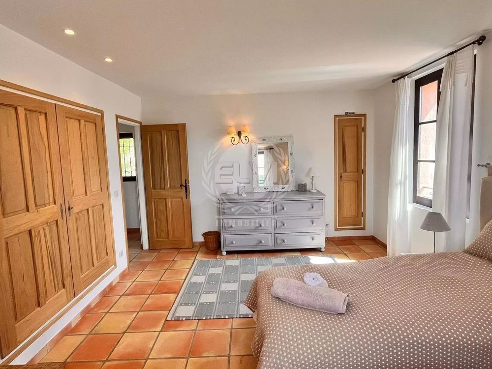 � vendre  Maison Le Plan-de-la-Tour (83120)