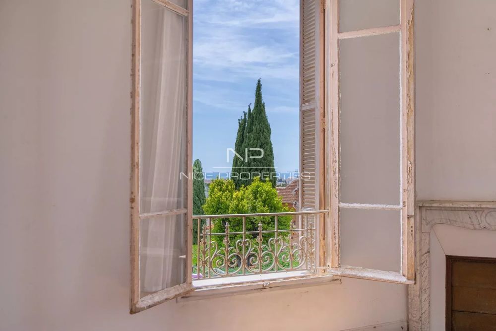 � vendre  Appartement Nice (06100)