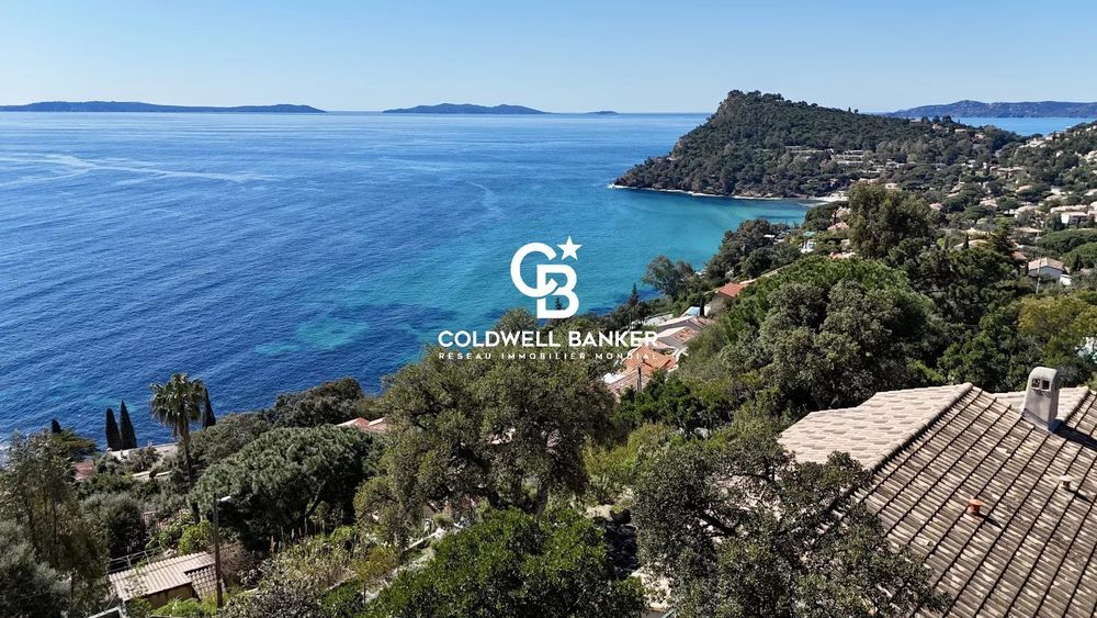 � vendre  Maison Rayol-Canadel-sur-Mer (83820)