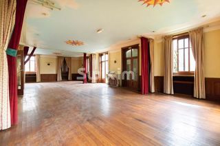  Immeuble � vendre 15 + pi�ces 1600 m�